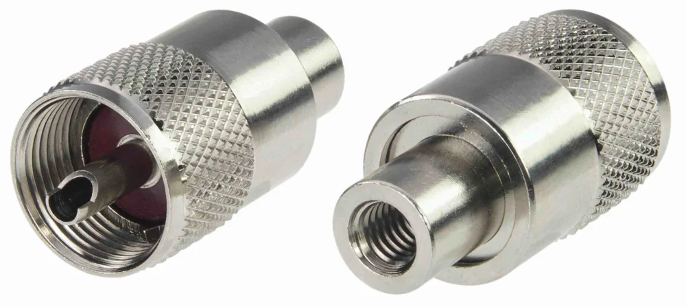 Commander Maintenant UHF male connector for RG-58