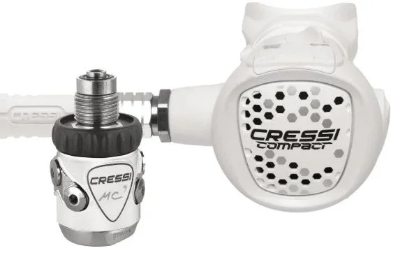 Cressi MC9 Compact regulator set White Petit Prix
